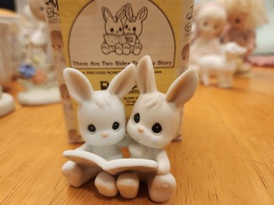 Precious Moments ''There Are Two Sides To Every Story'' Bunnies #325368