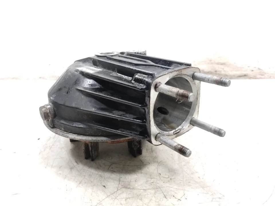 Дифференциал заднего привода 2016 Moto Guzzi V7 II Stornello СМ. ПРИМЕЧАНИЯ - Изображение 2 из 4