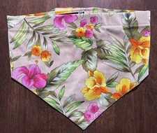 Flower Print Dog Bandana Adjustable, Size 24” Neck 10” Round Cute Reversable New