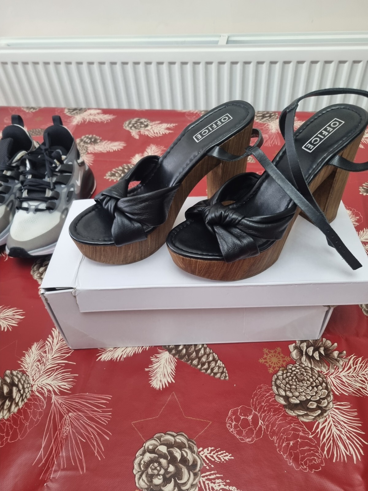 APL sandali ufficio taglia 6