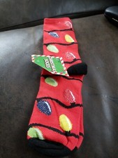 New LADIES CHRISTMAS/HOLIDAY CREW SOCKS SIZE 9-11 NWT
