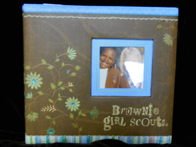 BROWNIE GIRL SCOUTS SCRAPBOOK K COMPANY NO PLASTIC COVER