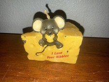 VINTAGE RUSS BERRIE CANDLE MOUSE IN A WEDGE OF CHEESE I LOVE YOUR NIBBLES