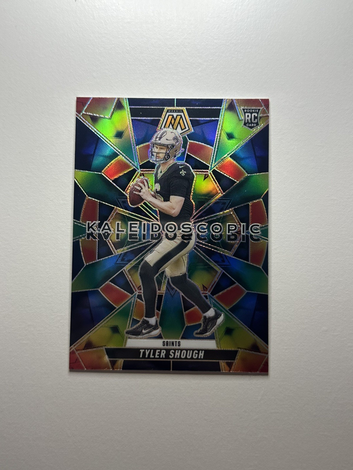 Tyler Shough Kaleidoscopic #8 | 2025 Panini Mosaic | SSP Case Hit | NM