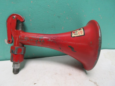 #ad Vintage Flash Hollywood Pressure Type Wolf Whistle Air Horn Hot Rod USA Rat Rod $150.00