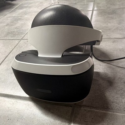 Sony PlayStation VR PSVR Headset Bundle w/ 2 Move Controllers, Dock, Camera