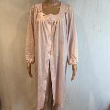 Vntg Komar Nightgown Pale Pink Soft Nylon Medium made in USA
