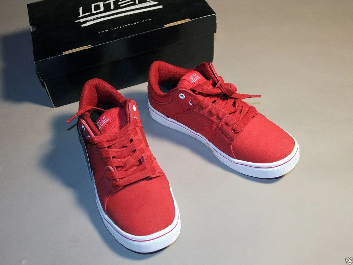 Lotek skateboard BMX shoes mens sizes 8 color burgundy w white soles