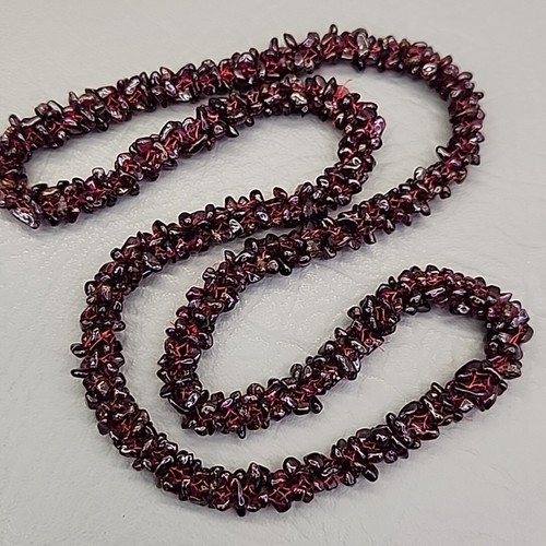 Vintage Granat Halskette Chip Perlen lila rot gewebt endlos 24" - Bild 4 von 10