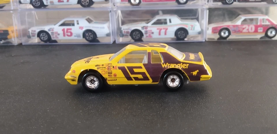 Vintage Ertl 1/64 nascar #15 Wrangler Thunderbird - Image 3 of 4