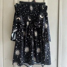 Romwe Goth Sun Moon Graphic Witchy Stretchy Medium 6 Dress Black Gold Short Set