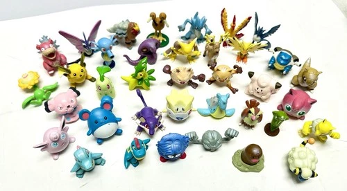 TOMY CGTSJ Pokémon Collectable Figures Lot Of 37 Nintendo Vintage RARE 1999–2000