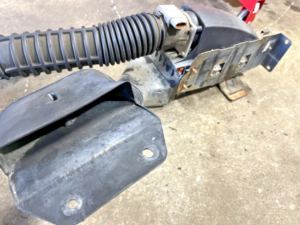 Conjunto de carcasa de filtro de aire 94-96 Ford F150 F-250 5.0 + masa de aire + soporte 302 Foto 2 de 4