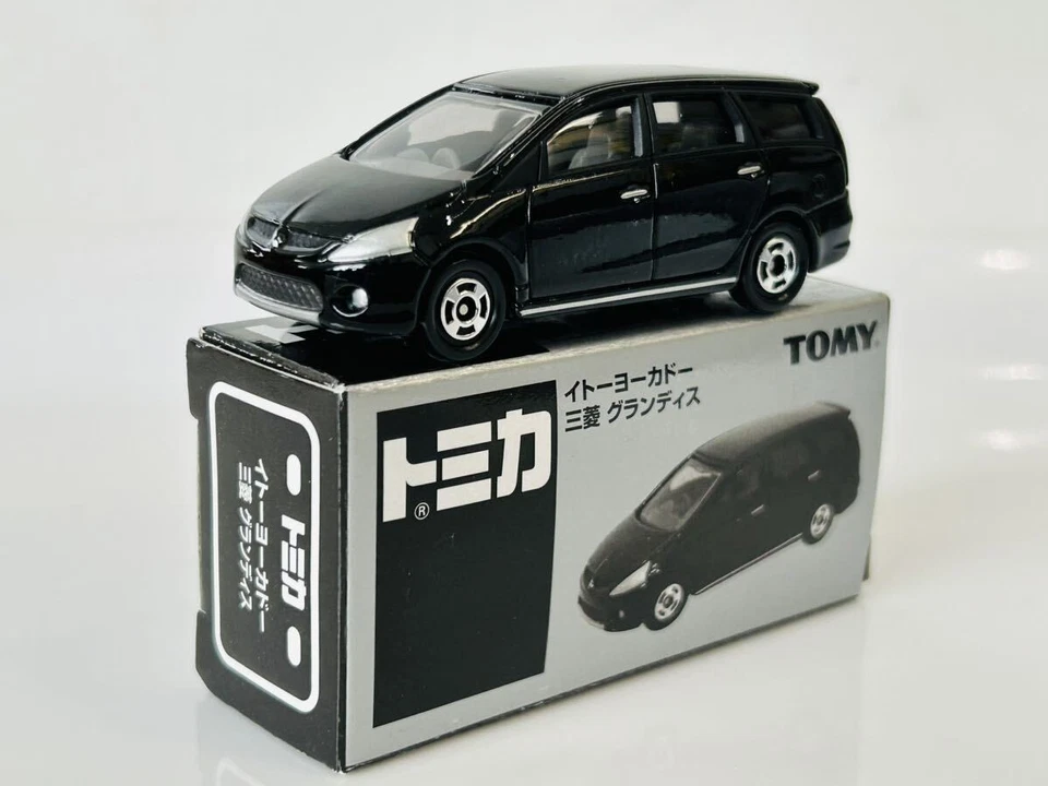 ItoYokado Mitsubishi Grandis Black HK - Image 4 of 4