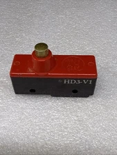 ARROW H&H HD3-V1 Push Button Switches 20A 480V.A.C.