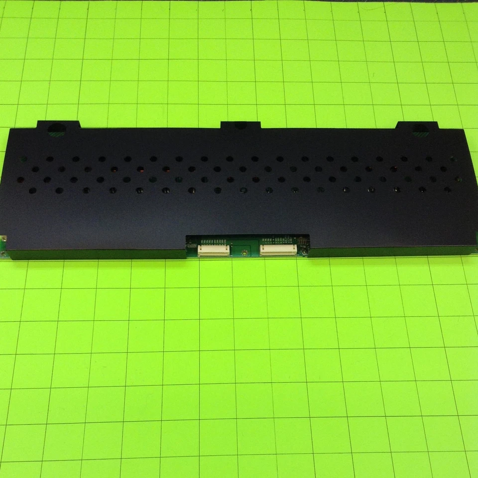 Polaroid FLM-323B TV Television Display Inverter Board VIT70002.61 27-D002544 - Image 3 of 4