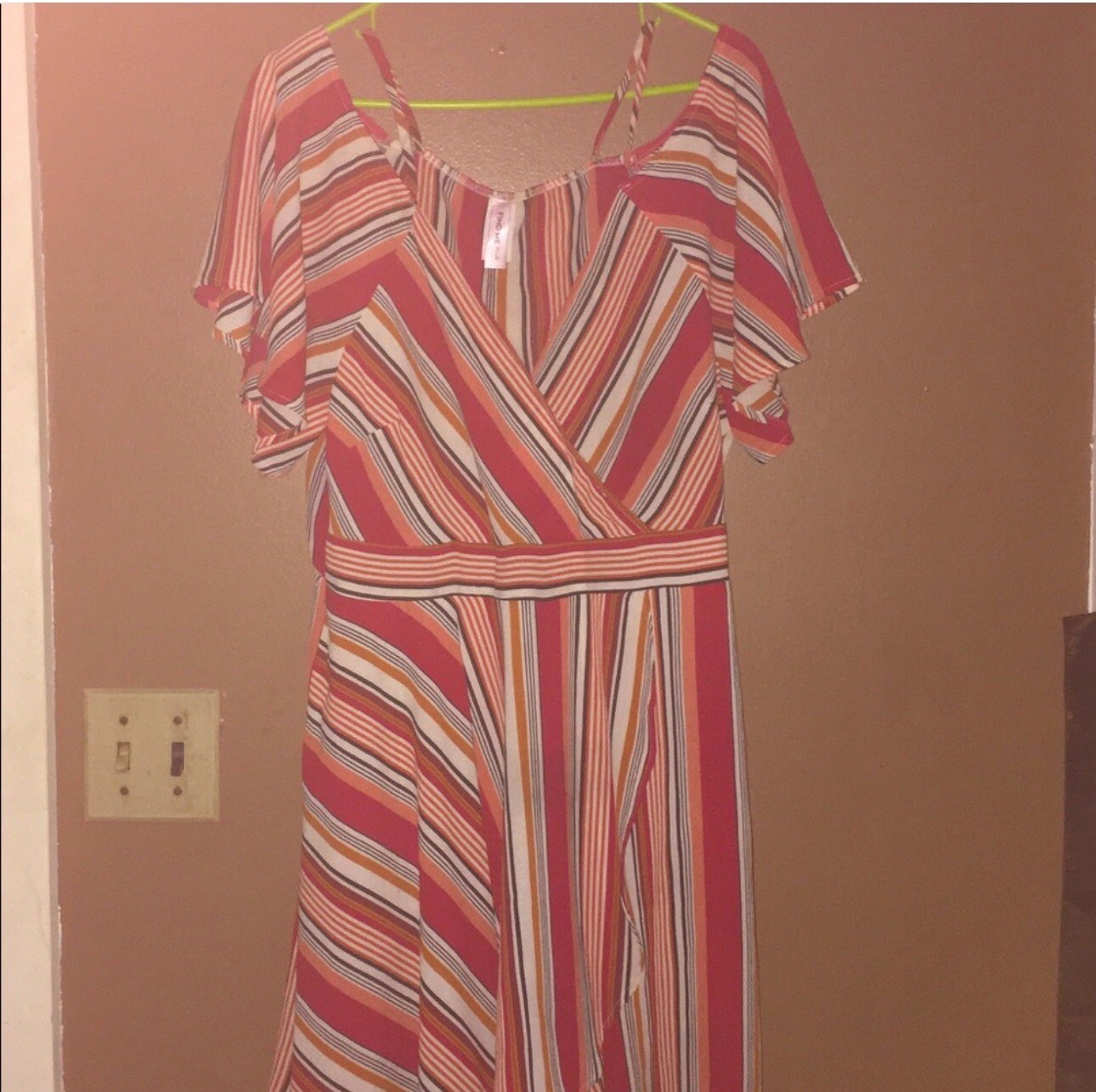 Picture 1 of 2