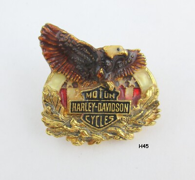 Vintage Harley Davidson American Collection Pin w Eagle & Flag Background H45
