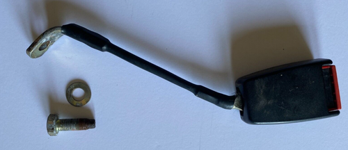 Seat Belt Receiver. CENTER REAR. Fits Saab 900 1990-93 - Picture 2 of 5