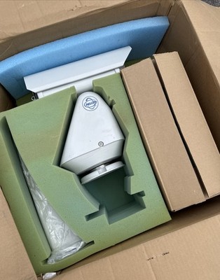 Pelco Esprit ES30 PTZ 23x Zoom Camera System ES30CBW18-2W - Tested