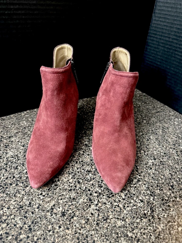 Donald J Pliner Booties Heels Women’s 9M Burgundy Red Suede Patent Leather Ankle - Image 3 of 4