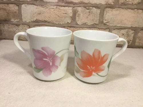 Set Of 2 Corelle By Corning Pacifica Coffee / Tea Mugs Cups Vintage Floral USA