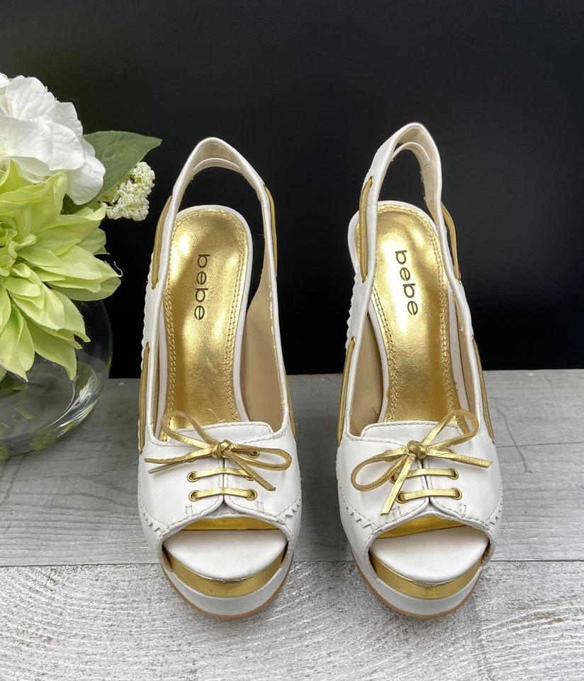 Talla Tacones de aguja 8M Bebe LITA dorados blancos con tira trasera punta abierta Foto 3 de 4
