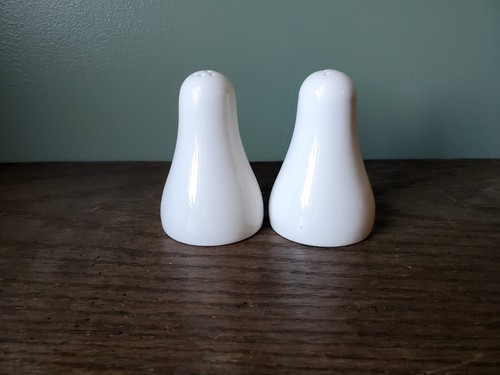 Vintage Syracuse China Syralite Solid White Salt Pepper Shakers MCM Made in USA