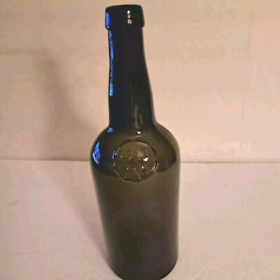 W & H Jerez 1877 Brandy Liquor Williams & Humbert Bottle Green Glass 11   Tall