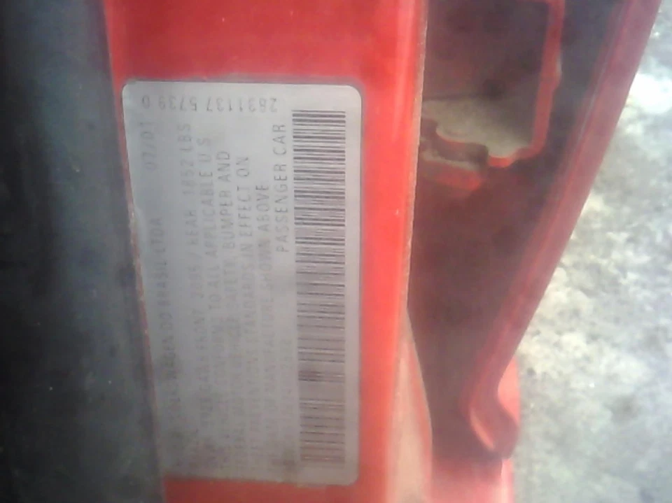 2002 Volkswagen Golf Right Front Door Red OEM Used 401922 4DR PW PL PM - Imagem 3 de 4