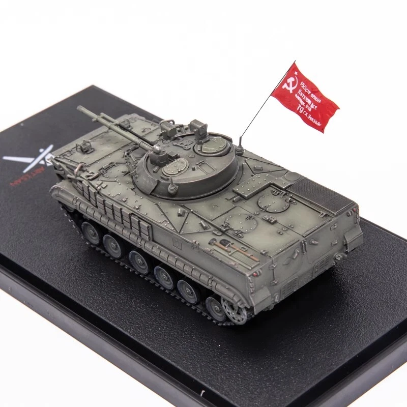 ARTISAN 1/72 Russian BMP-3 Infantry Fighting Vehicle + Red Flag Finished Model - Image 4 of 4