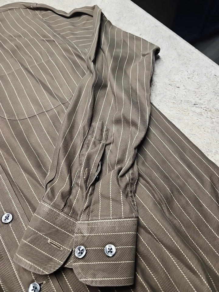 Cutter And Buck Men's Brown Striped Long Sleeve Dress Shirt Size M - Image 3 of 4