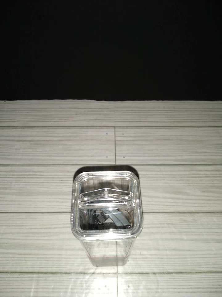 Ventev (572029) 4ft Chargesync Tangle Free Cable for Micro USB Devices - Gray - Image 2 of 4