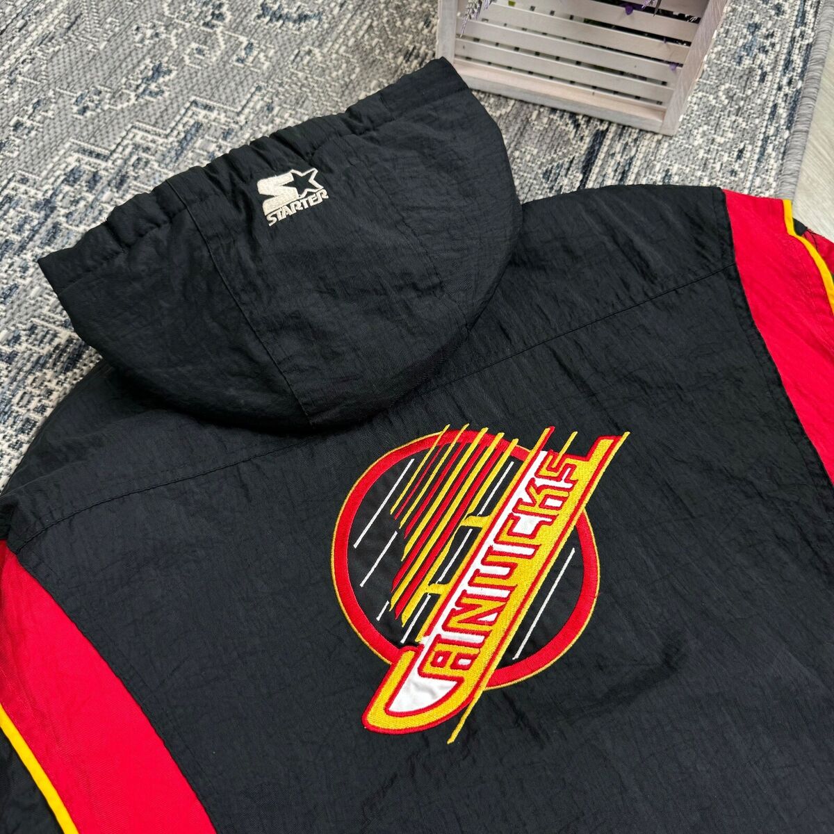 VINTAGE 90's STARTER VANCOUVER CANUCKS NHL 1/4 ZIP PULLOVER VINTAGE 90's STARTER VANCOUVER CANUCKS NHL 1/4 ZIP PULLOVER
