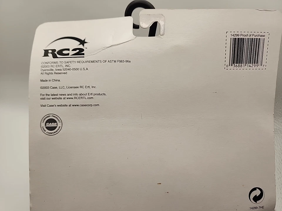 ERTL1/64 比例保护壳 IH MX255 Magnum 拖拉机带谷物车 - 2 件套 — 第 2/2 张图片