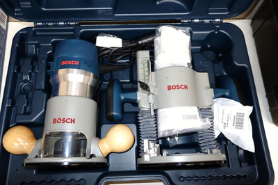 Bosch 1617EVSPK Plunge and Fixed-base Router Kit , Never Used