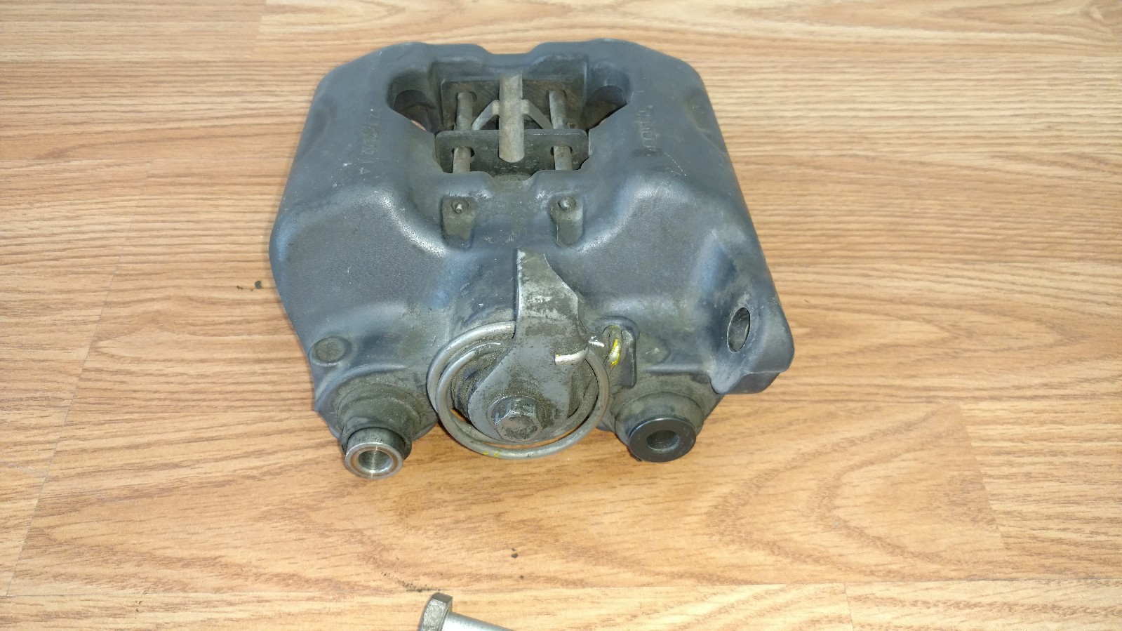 LAMBORGHINI MURCIELAGO LP640 PASSENGER SIDE E BRAKE CALIPER CCB OEM 410615404C 