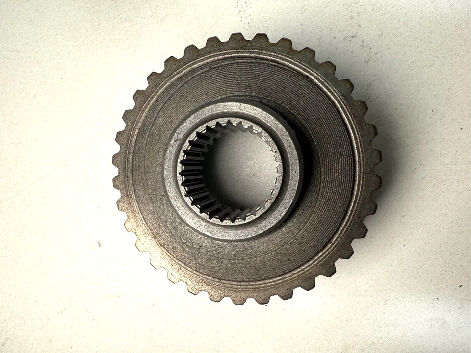 Engrenagem de eixo de entrada de transmissão automática BMW 735i 1985-1992 fabricante de equipamento original - Imagem 3 de 4