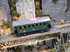 Fleischmann DB Passenger Car 5-027 HO Scale DC