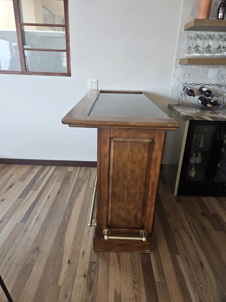 Home Bar with storage for drinks - Image 2 of 4