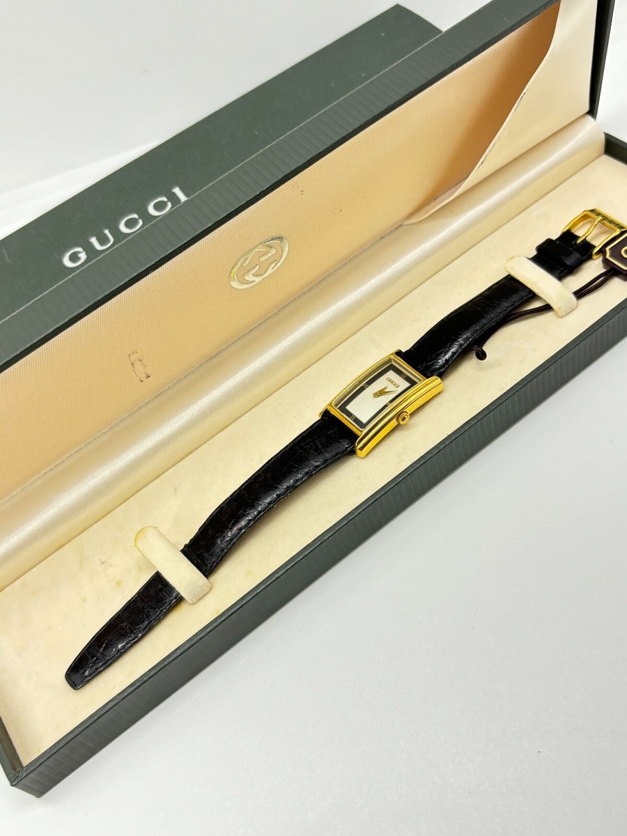 Exc+5 w/Box ] GUCCI 2600L Black Gold Plated Women's Watch Used