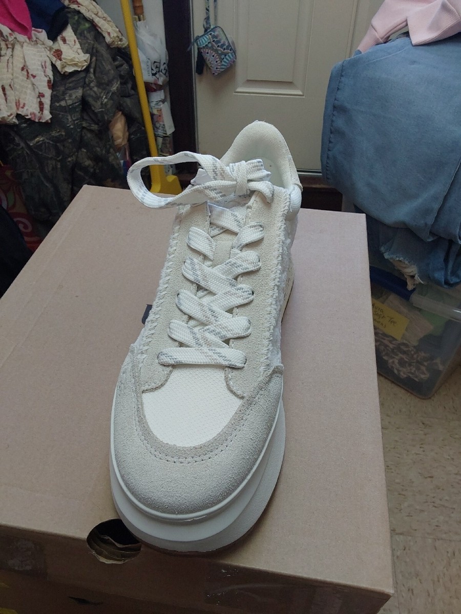 靴 UGG MARIN LACE 23.5 Amazon.com | UGG Marin Lace White Logo 9.5 B (M) | Fashion