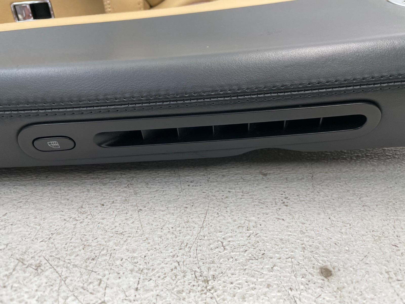 2003-2007 Bentley Continental GT Front Right Interior Door Cover Panel 1577 OEM