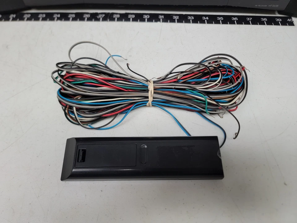 Onkyo HT-R695 5.2 Channel HDMI Bluetooth A/V Home Theater Set - Image 3 of 4