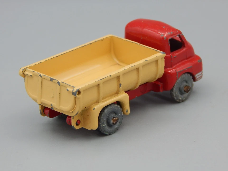 Matchbox Lesney 40 bedford Tipper Truck - Photo 2/4