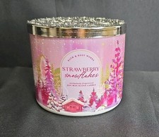 Bath And Body Works Strawberry Snowflakes Candle 3 Wick 14.4 Oz NEW