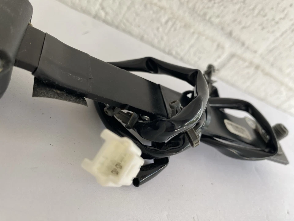 Nissan Sentra 2013-2019 hebilla de cinturón de seguridad delantero izquierdo fabricante original Foto 2 de 4