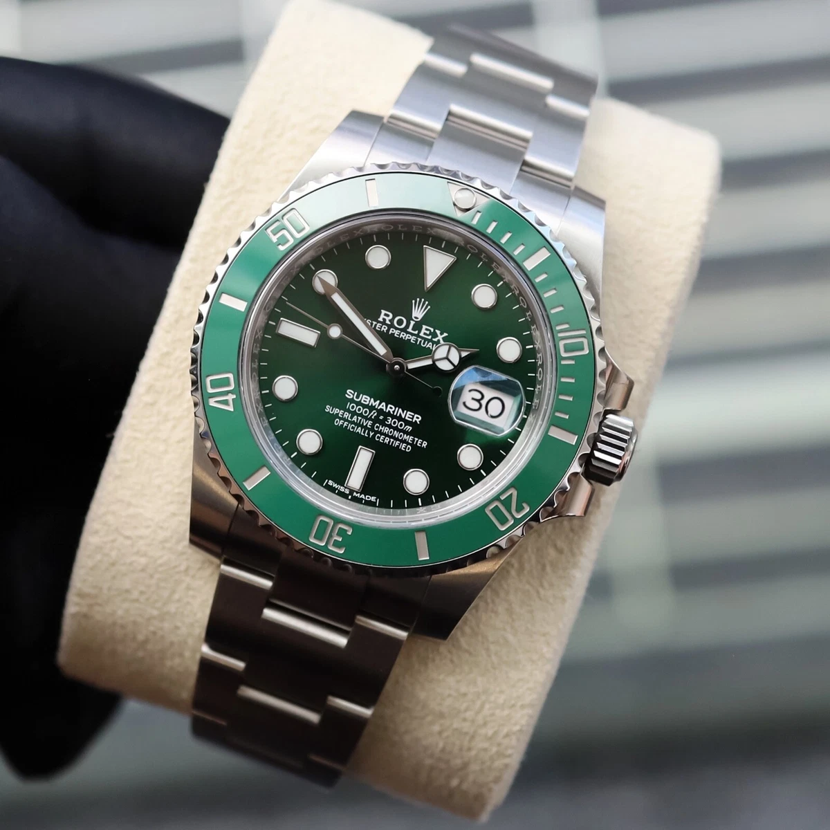 Rolex Submariner HULK Stainless Steel Watch 116610LV 2019 MINT