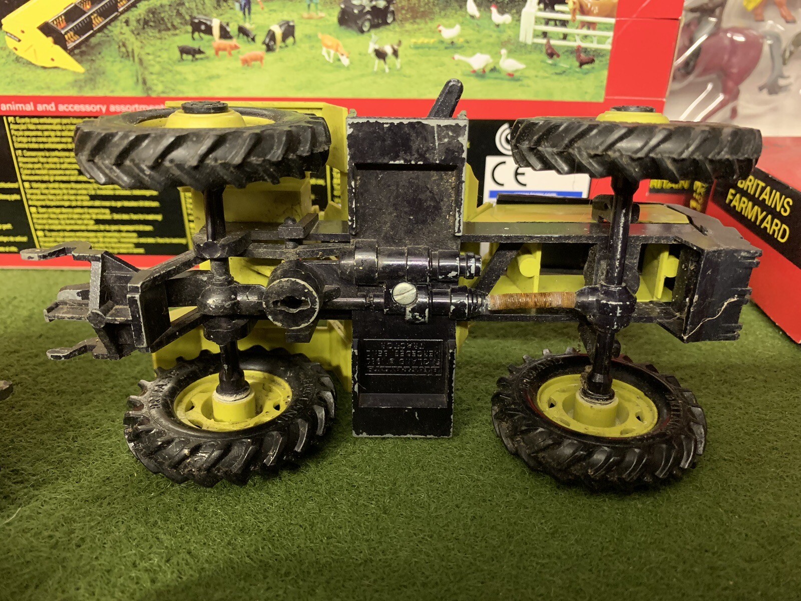 Vintage Britains Tractor Farm Spare Parts Ford MF JCB MB TRAC