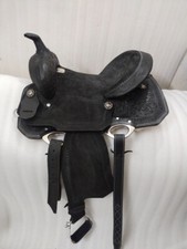 Best Quality Western Leather Barrel Rough Out Saddle with Matching Tack Set.